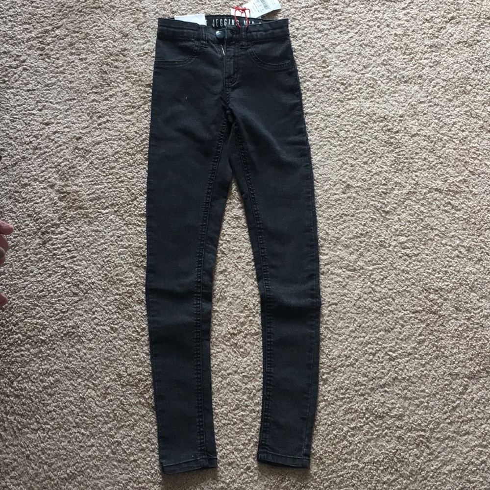 Cotton On - The Jegging.